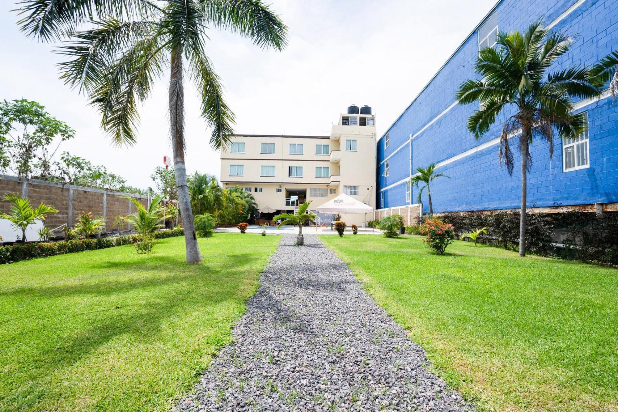 Capital O Hotel Los Caracoles, Acapulco Exterior photo