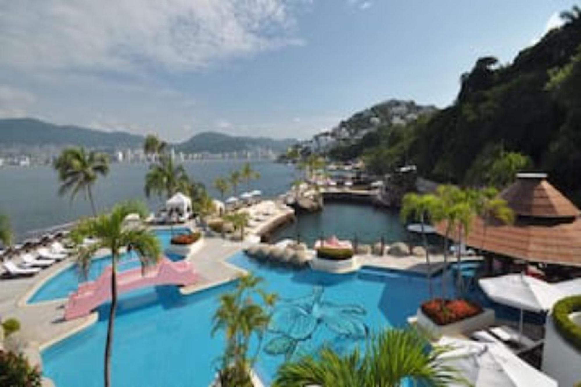 Capital O Hotel Los Caracoles, Acapulco Exterior photo