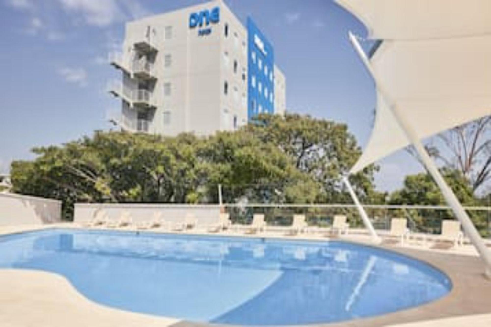 Capital O Hotel Los Caracoles, Acapulco Exterior photo